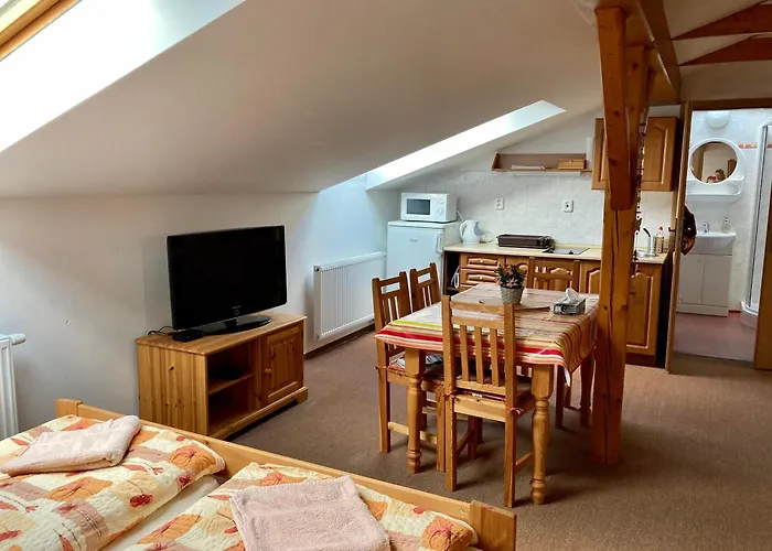 Appartement V Podkrovi